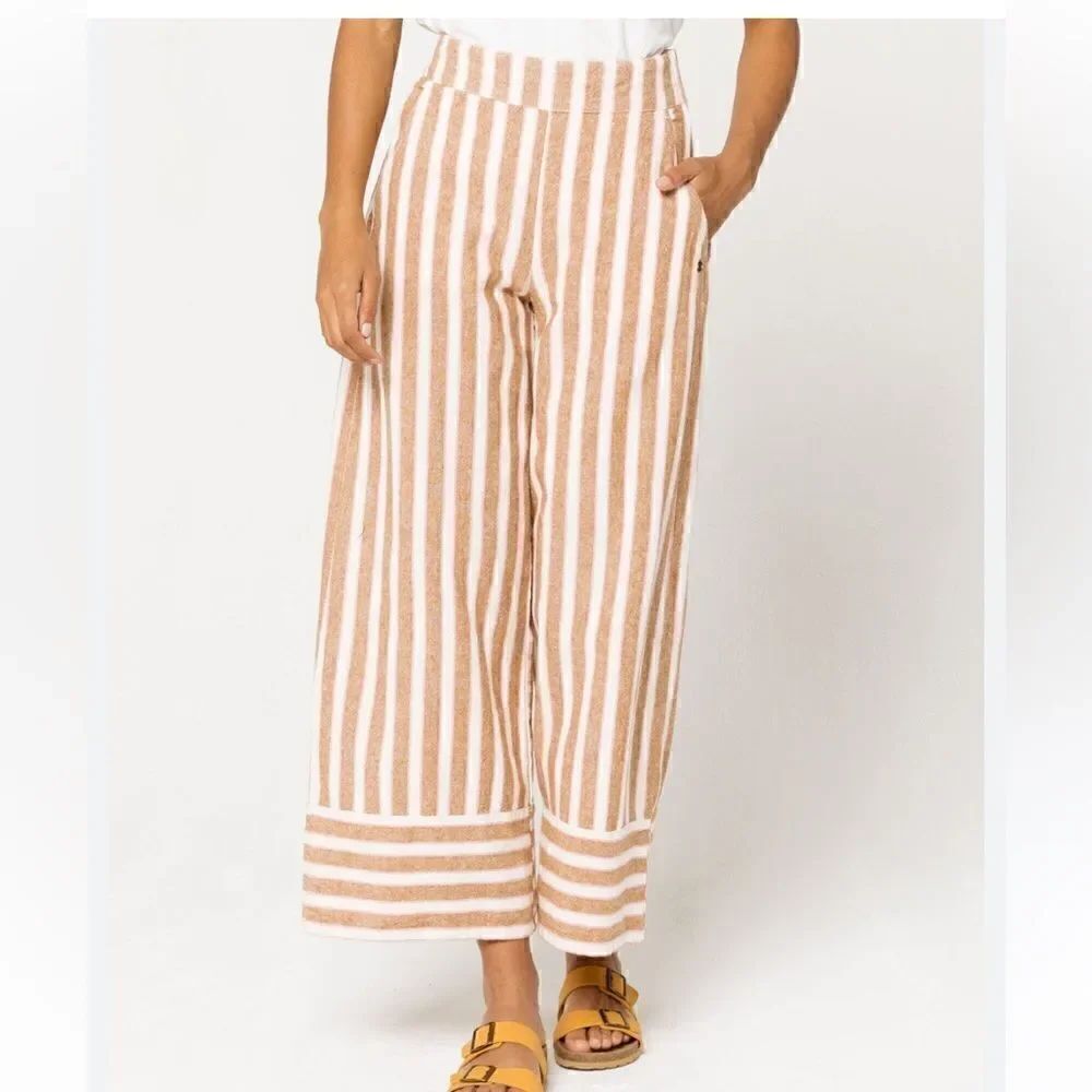 - Roxy striped cropped linen/cotton pants.  Size XS